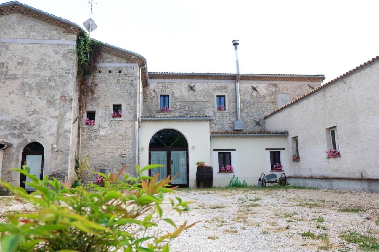 Antica Taverna Del Principe Sepino Bagian luar foto