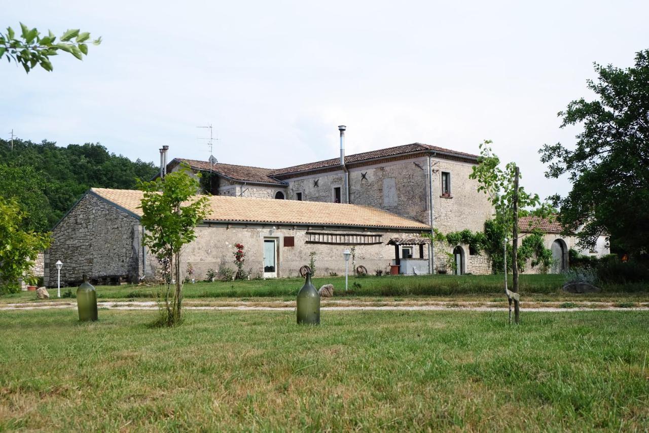 Antica Taverna Del Principe Sepino Bagian luar foto